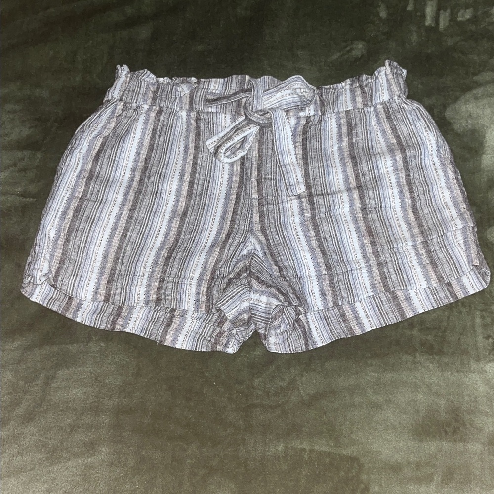 Calvin Klein Striped High Waist Women's Shorts - Gray and White